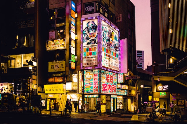 新乡寻找学术平衡：留学日本如何处理学业与生活